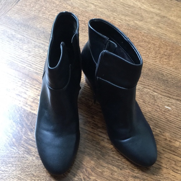 Black 1” heel booties - Picture 1 of 7